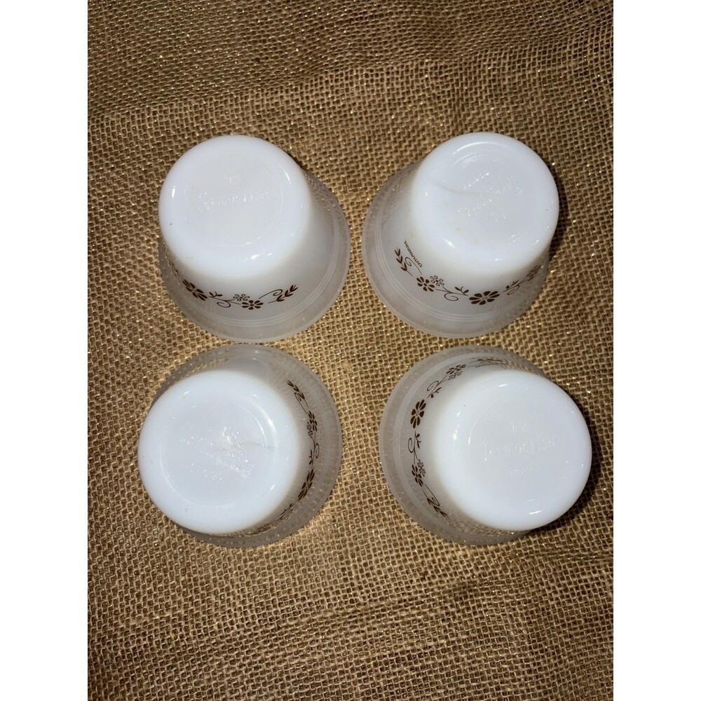 1970s Milk Glass Custard Cups Ramekins By Dynaware  Set of 4 Daisy Termeroeisa - Picture 2 of 4